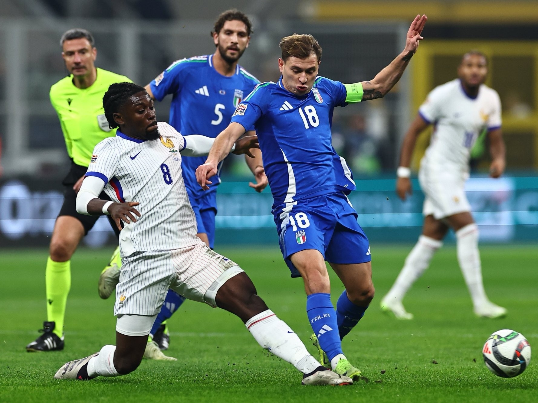 意大利队伍接连获得两块金牌成焦点的简单介绍