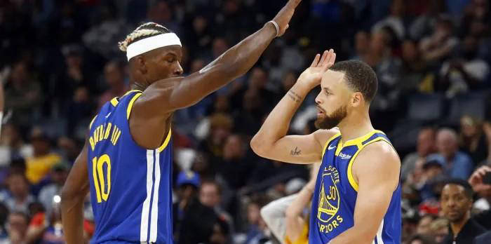 包含东京勇士队取得关键胜利，再创佳绩的词条