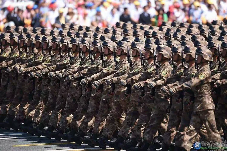 福建篮球队斩获连胜，气势如虹屹立榜首的简单介绍